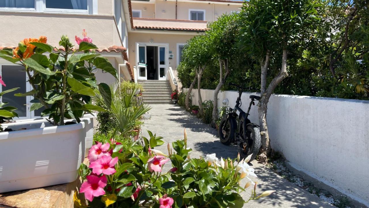 Hotel L'Ogliera Pomonte Exterior photo